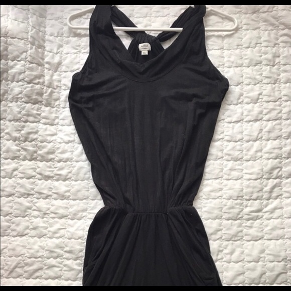 Aritzia dress - Picture 3 of 5